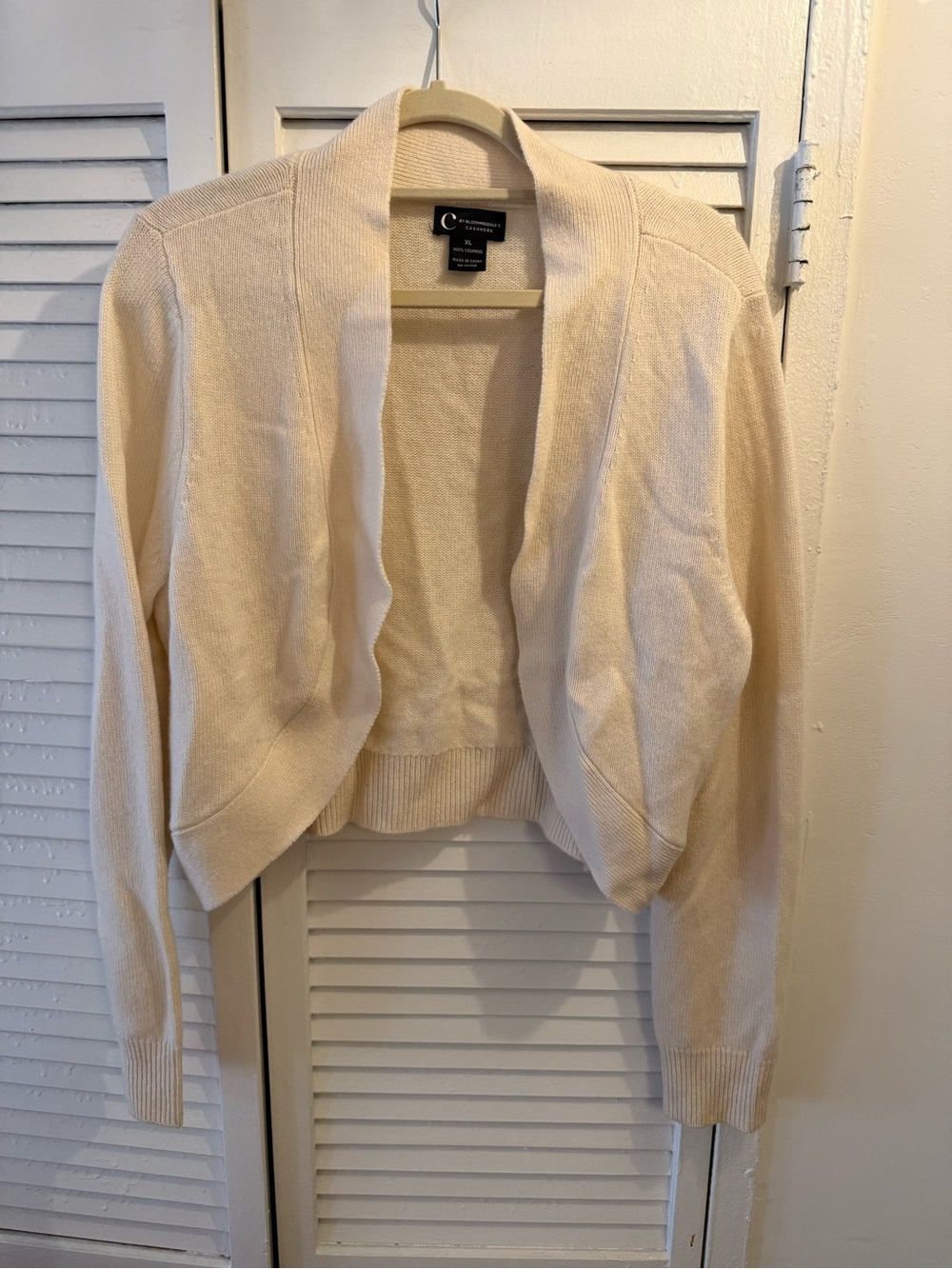 Bloomingdale's Cream Open-Front Cropped Cardigan